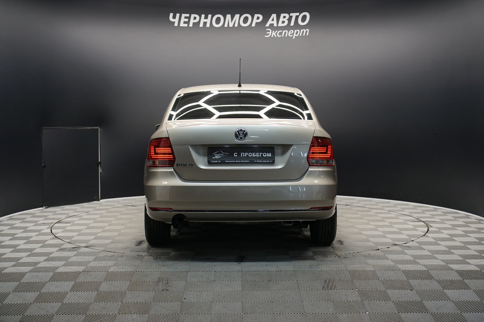Volkswagen-Polo, V Рестайлинг 2016 Автоматическая